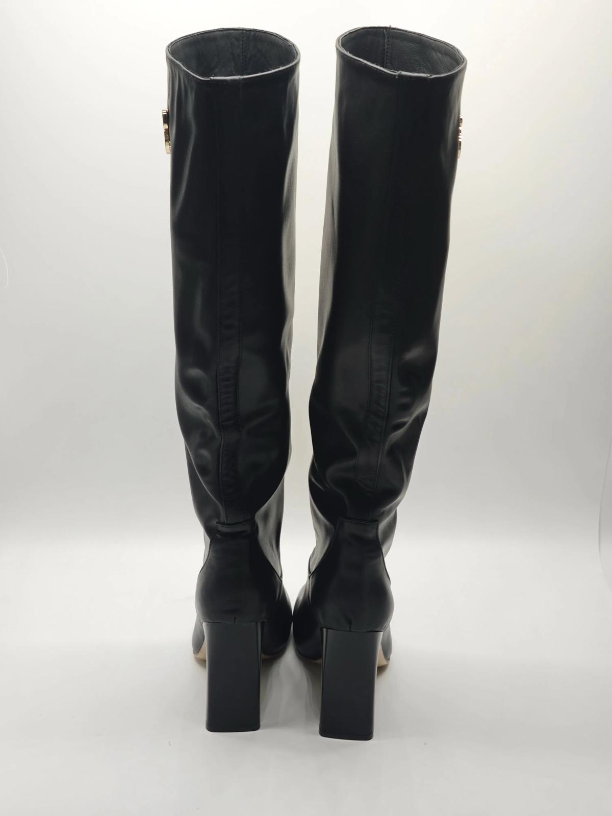 Aurum Boot